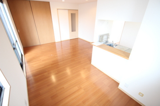 フィオレンテ A棟