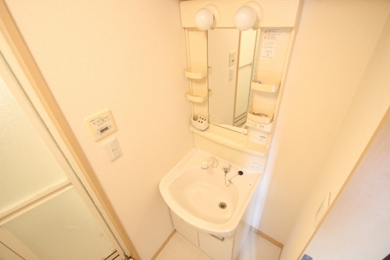 フィオレンテ A棟