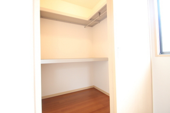 フィオレンテ A棟