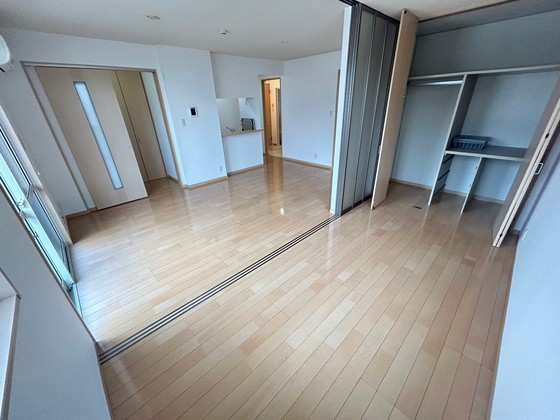 グレースヒルズ B棟