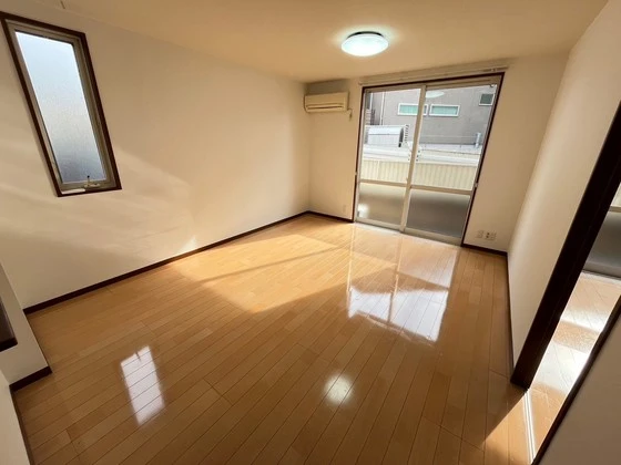 ウィングス緑井 C棟