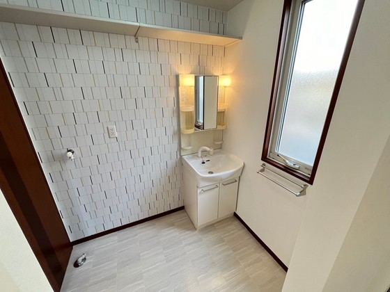 ウィングス緑井 C棟