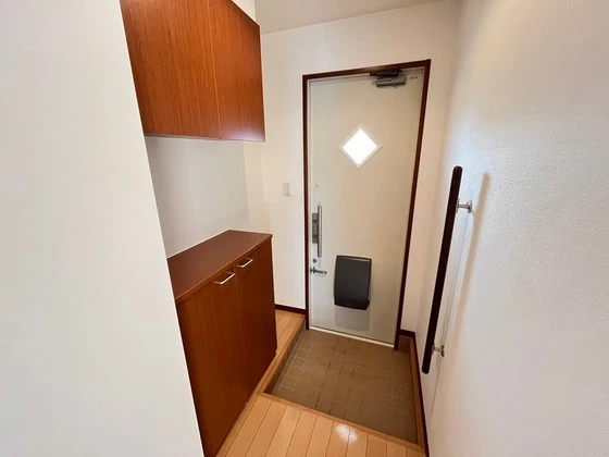 ウィングス緑井 C棟