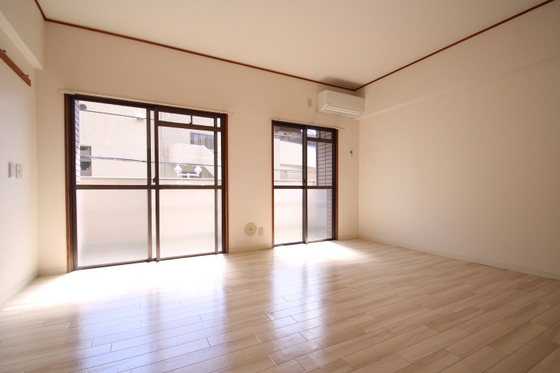 エステート山根