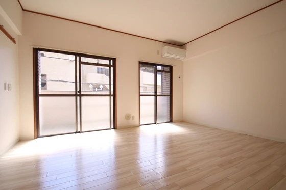 エステート山根