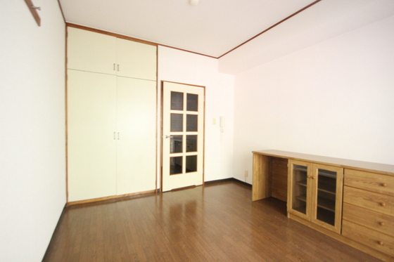 エステート山根