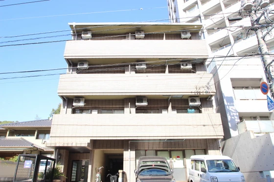 エステート山根