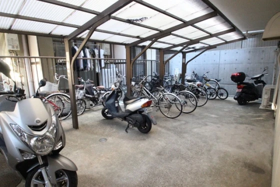 エステート山根