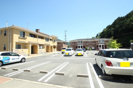 プラシード五番館