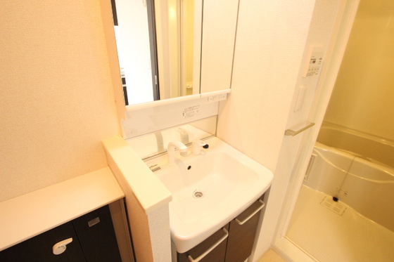 グラース・エム