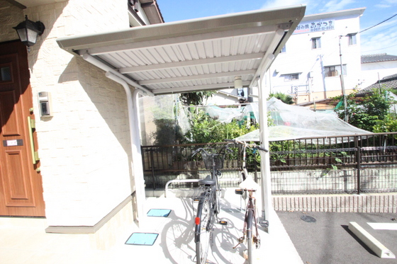 グラース・エム