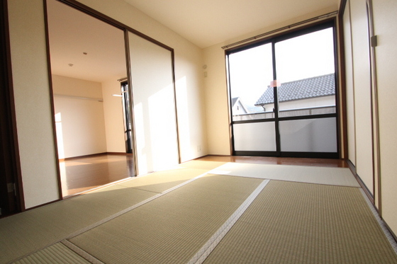 バレイ上温品 B棟