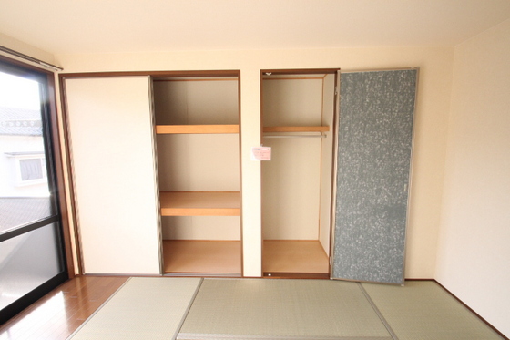 バレイ上温品 B棟