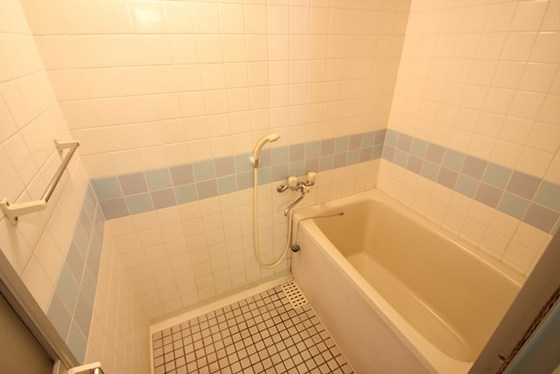 コーポなるかわ