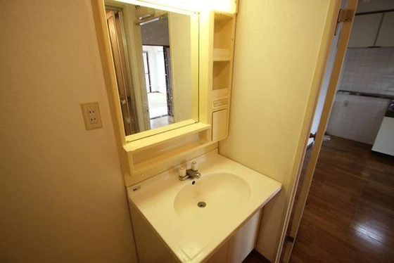 コーポなるかわ