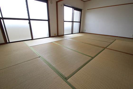 コーポなるかわ