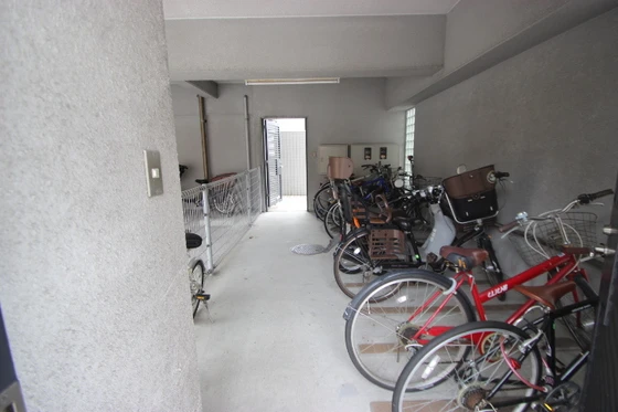 カザルスコート