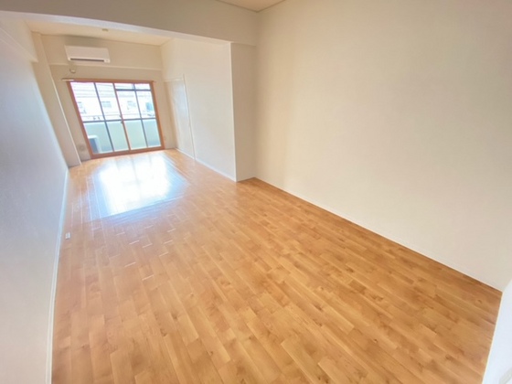 ベルシャトー加登