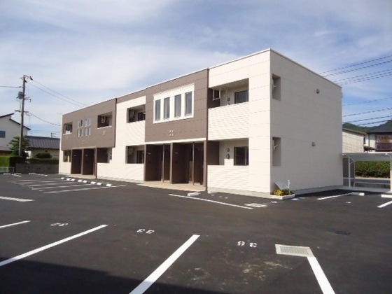 メゾン ラフィネA棟