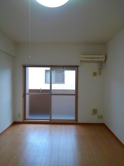 プラシードレジデンス