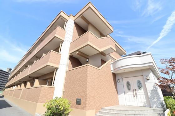 プラシードレジデンス