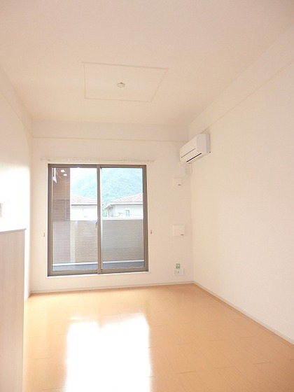 リバーサイド真倉 G