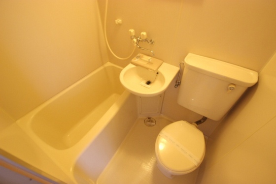 リバージュ山下