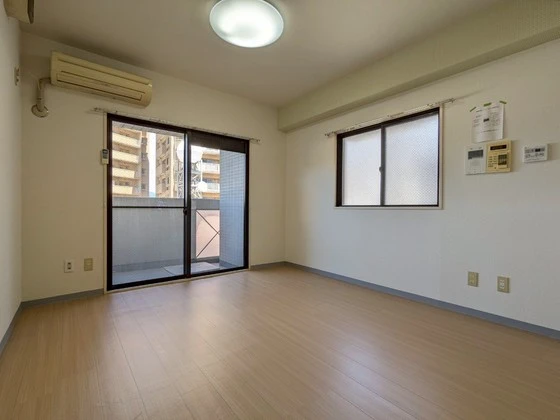 朝日プラザ横川駅前