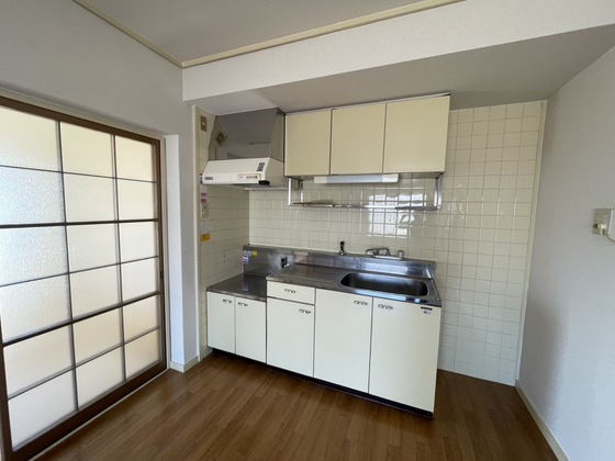 サニーハイツ高須