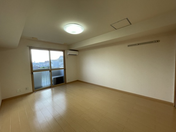 プリメーラ石井城上