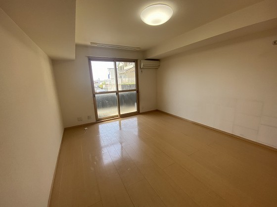 プリメーラ石井城上