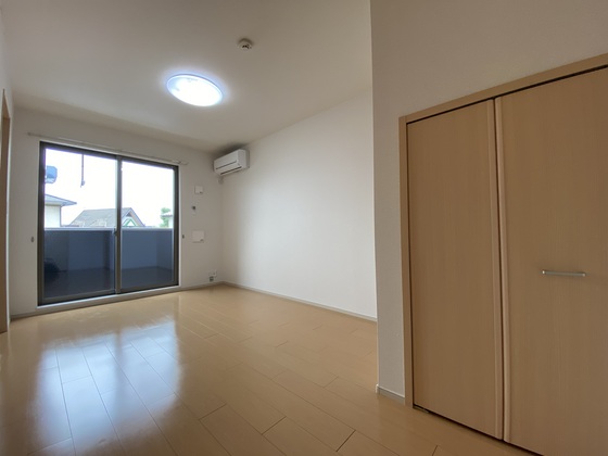 カ-サ ジラソ-レ