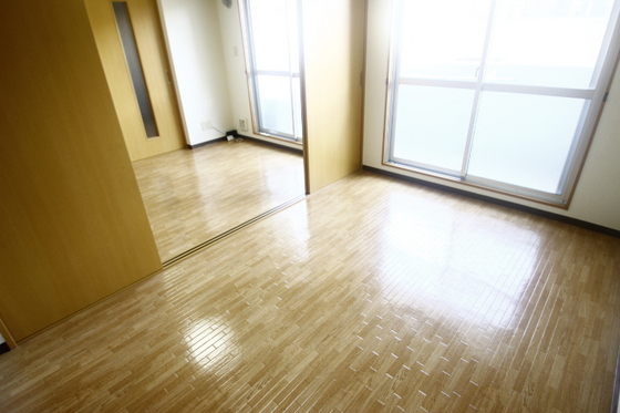 アイランドビル7