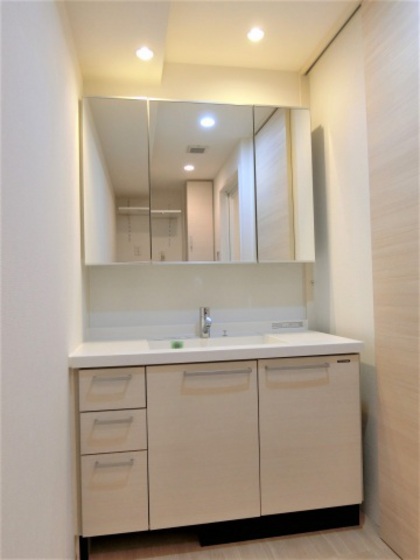 ポレスター平和大通りプレミアムレジデンス