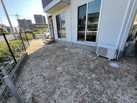 グリーンフォレスト B