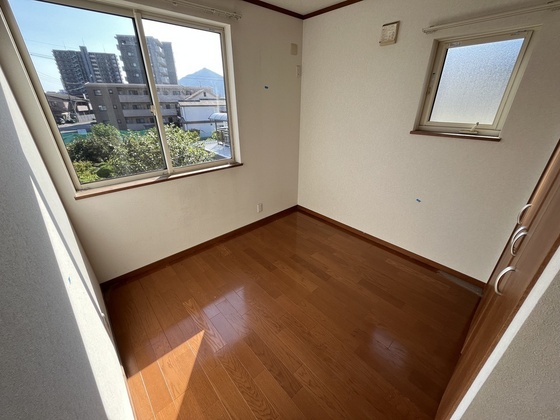 グリーンフォレスト B