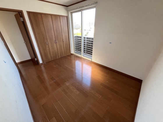 グリーンフォレスト B