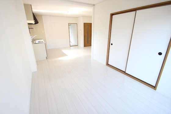 セジュール玉木 D