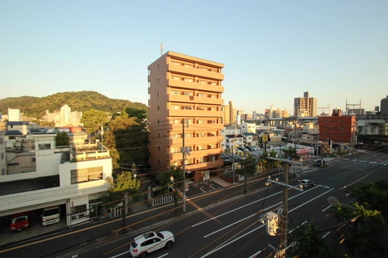メルポート白島