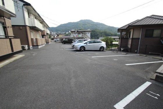 グランデール谷本