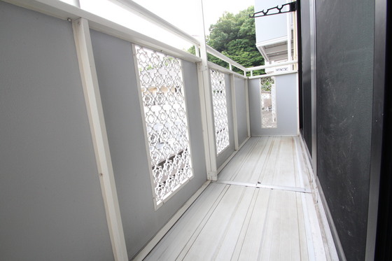 メゾンつつじケ丘 B棟