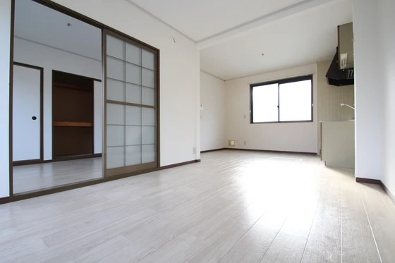 メゾンつつじケ丘 B棟