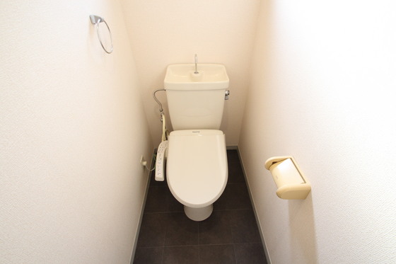 メゾンつつじケ丘 B棟