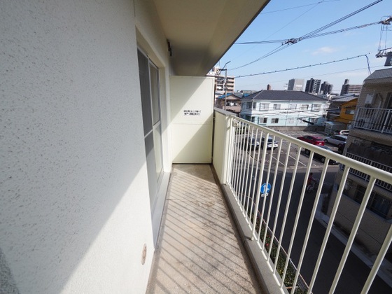 レジデンス庚午