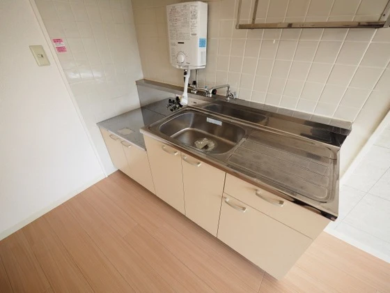 レジデンス庚午