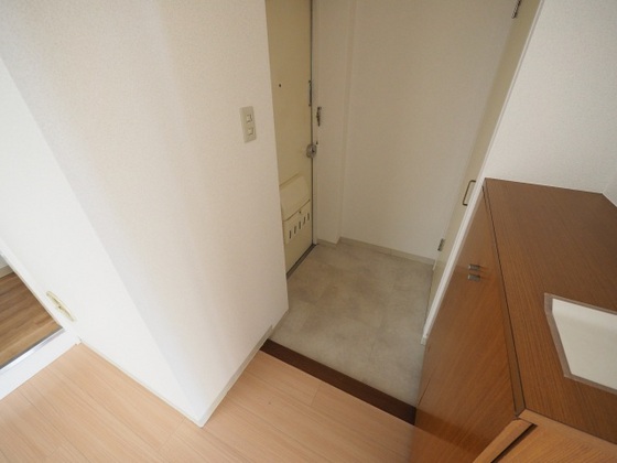 レジデンス庚午