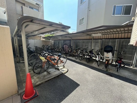 レジデンス庚午