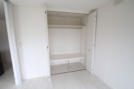 レジデンス白井Ⅱ