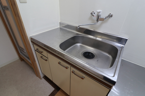 CASA TSURUMI(カーサツルミ)