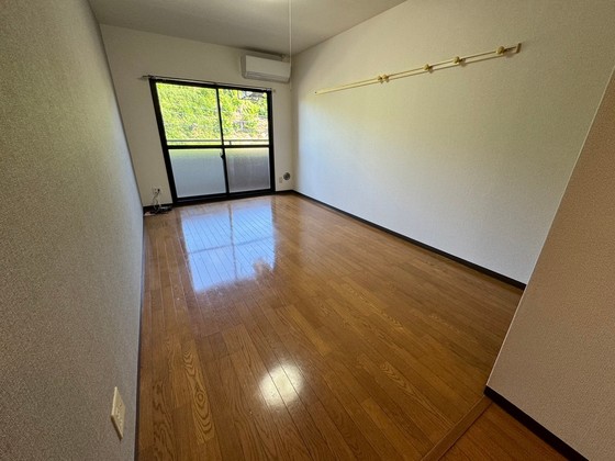 ロワールタケウチ